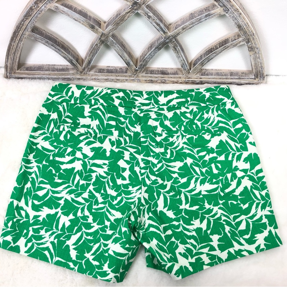 J. Crew Cotton shorts green and white Preppy, summer, classic size 4  Floral - Picture 3 of 16